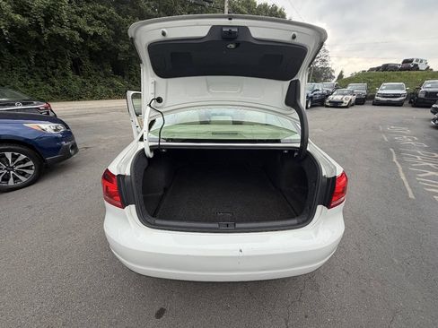 Used 2013 Volkswagen Passat 2.5 SE FWD image 7