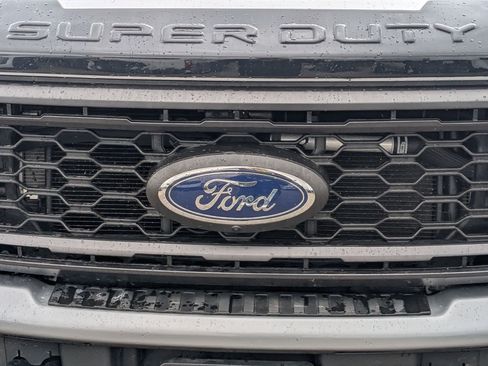 Used 2024 Ford F350 Lariat w/ Lariat Ultimate Package image 14