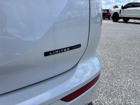 New 2026 Mitsubishi Outlander LE AWD/4WD image 5