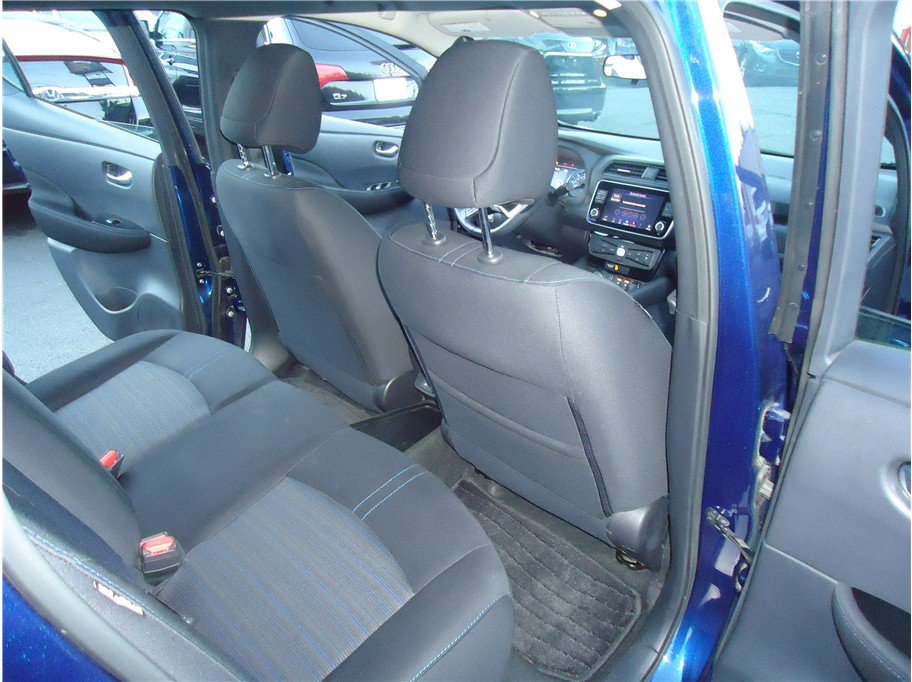 Used 2020 Nissan Leaf SV w/ SV All Weather Package FWD image 15