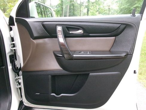 Used 2014 GMC Acadia SLT FWD image 27