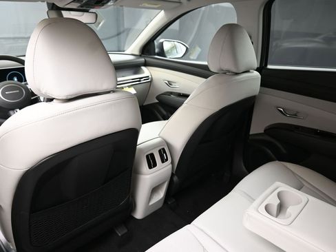 New 2026 Hyundai Tucson Limited image 19