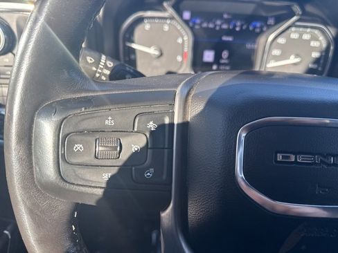 Used 2022 GMC Sierra 2500 Denali image 18