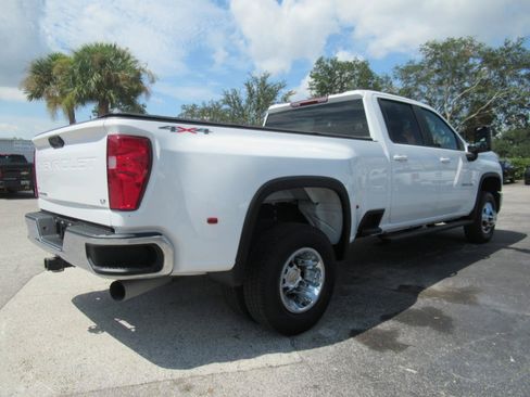 Used 2024 Chevrolet Silverado 3500 LT w/ Convenience Package AWD/4WD image 5