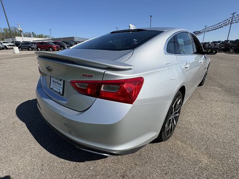 Used 2020 Chevrolet Malibu RS image 5
