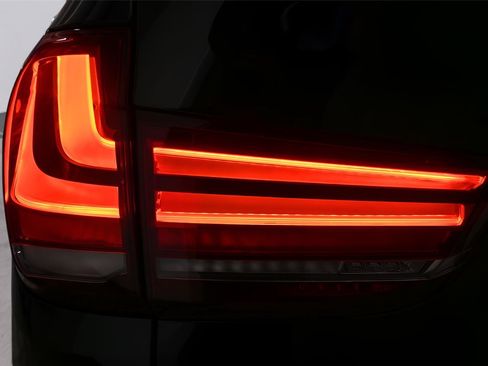 Used 2016 BMW X5 xDrive50i AWD/4WD image 35
