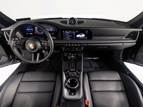 Certified 2025 Porsche 911 Carrera image 27