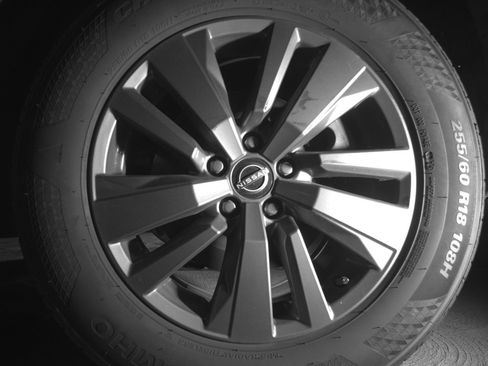 Used 2025 Nissan Pathfinder SV AWD/4WD image 14