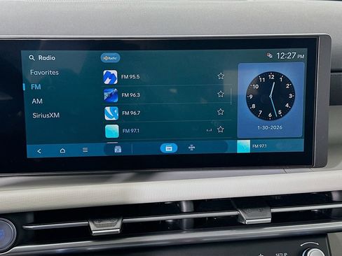 New 2026 Hyundai Tucson SE image 11