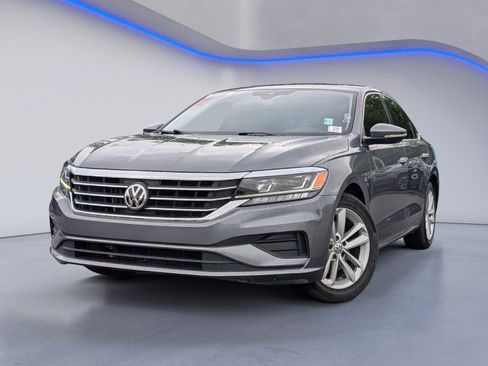 Used 2020 Volkswagen Passat 2.0T SE FWD image 2