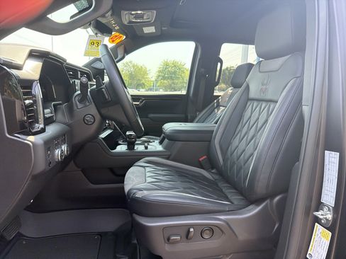 Used 2026 GMC Sierra 1500 AT4 w/ AT4 Premium Package AWD/4WD image 17