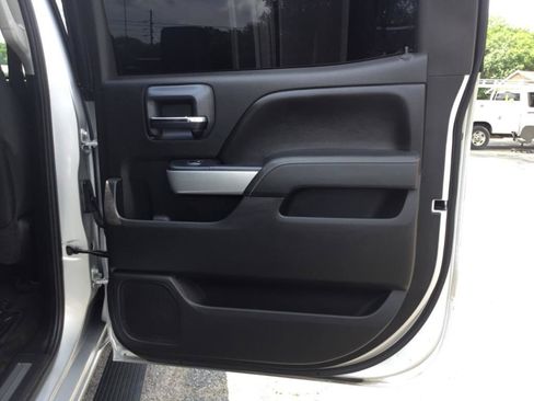 Used 2015 Chevrolet Silverado 2500 LT w/ LT Convenience Package AWD/4WD image 28