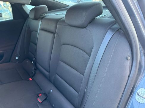 Used 2019 Chevrolet Malibu LT FWD image 43