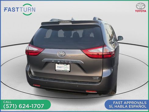 Used 2018 Toyota Sienna Limited Premium AWD/4WD image 9