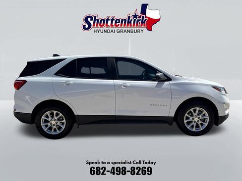 Used 2021 Chevrolet Equinox LS FWD image 5