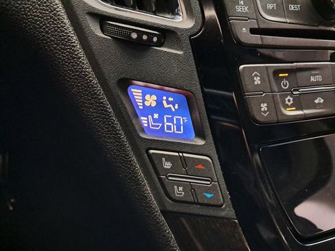 Used 2012 Cadillac CTS Premium w/ Wood Trim Package image 27