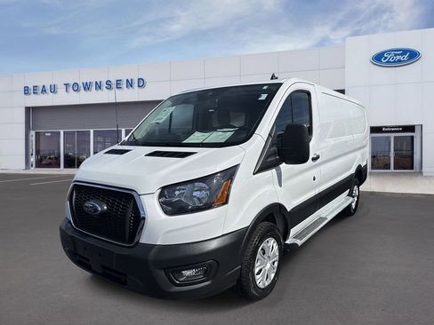 Certified 2023 Ford Transit 250 Low Roof w/ Exterior Upgrade Package image 4