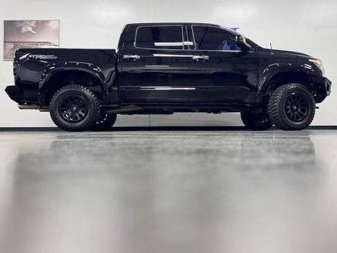 Used 2013 Toyota Tundra Limited w/ Memory Pkg AWD/4WD image 4