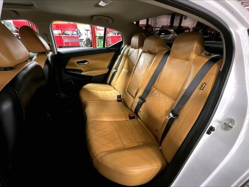 Used 2021 Nissan Sentra SV w/ SV Premium Package image 25