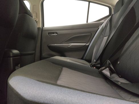 Used 2025 Nissan Versa SV FWD image 18