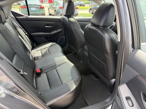 Used 2025 Nissan Sentra SR w/ SR Premium Package FWD image 23
