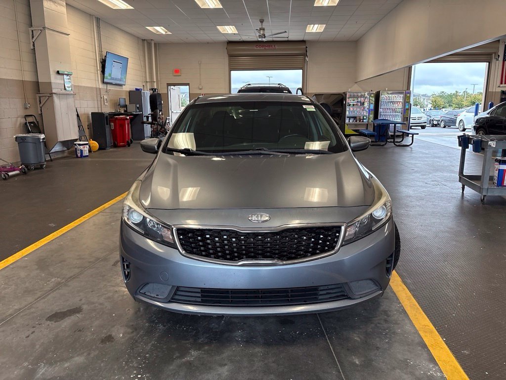Used 2017 Kia Forte S FWD image 9