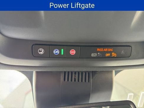 Certified 2023 Chevrolet Suburban LT AWD/4WD image 18