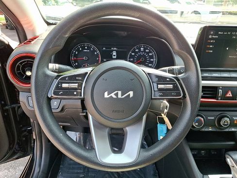 Used 2023 Kia Forte LXS FWD image 18