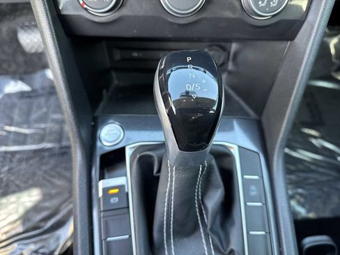 Certified 2023 Volkswagen Tiguan S FWD image 37