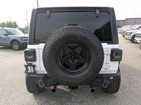 Used 2021 Jeep Wrangler Unlimited Sport image 13