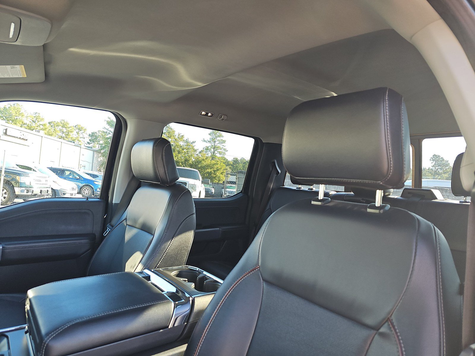 Used 2022 Ford F150 Lariat AWD/4WD image 14
