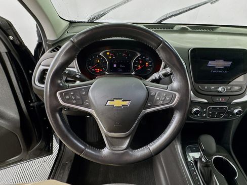 Used 2022 Chevrolet Equinox LT AWD/4WD image 13