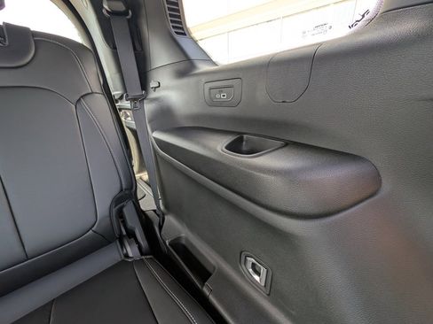 New 2025 Jeep Grand Cherokee L Limited image 42