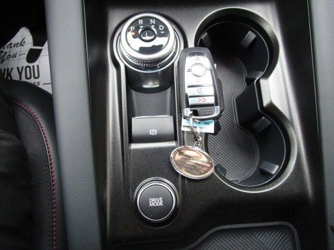 Used 2025 Ford Explorer ST-Line image 23