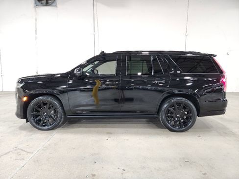 Used 2021 Cadillac Escalade Premium Luxury Platinum image 7