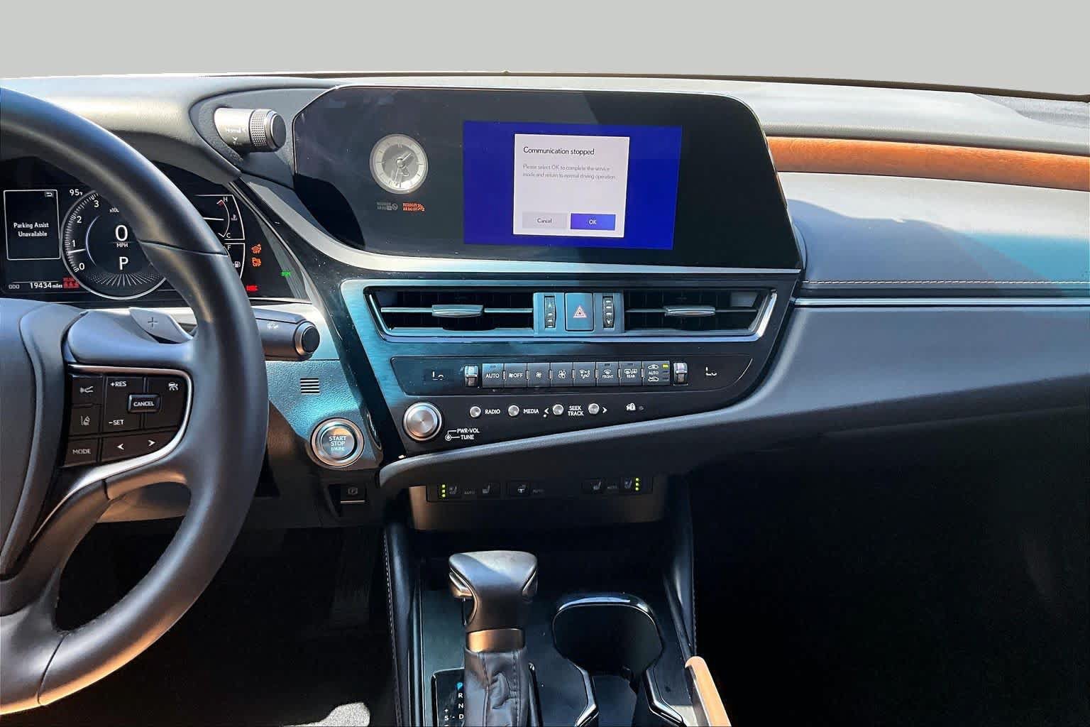 Used 2025 Lexus ES 350 w/ Premium Package FWD image 7