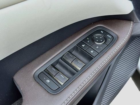 Used 2024 Lexus RX 350 Premium w/ Accessory Package (Z1) FWD image 23