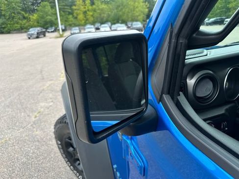 Used 2023 Jeep Wrangler Unlimited w/ Cold Weather Group AWD/4WD image 17