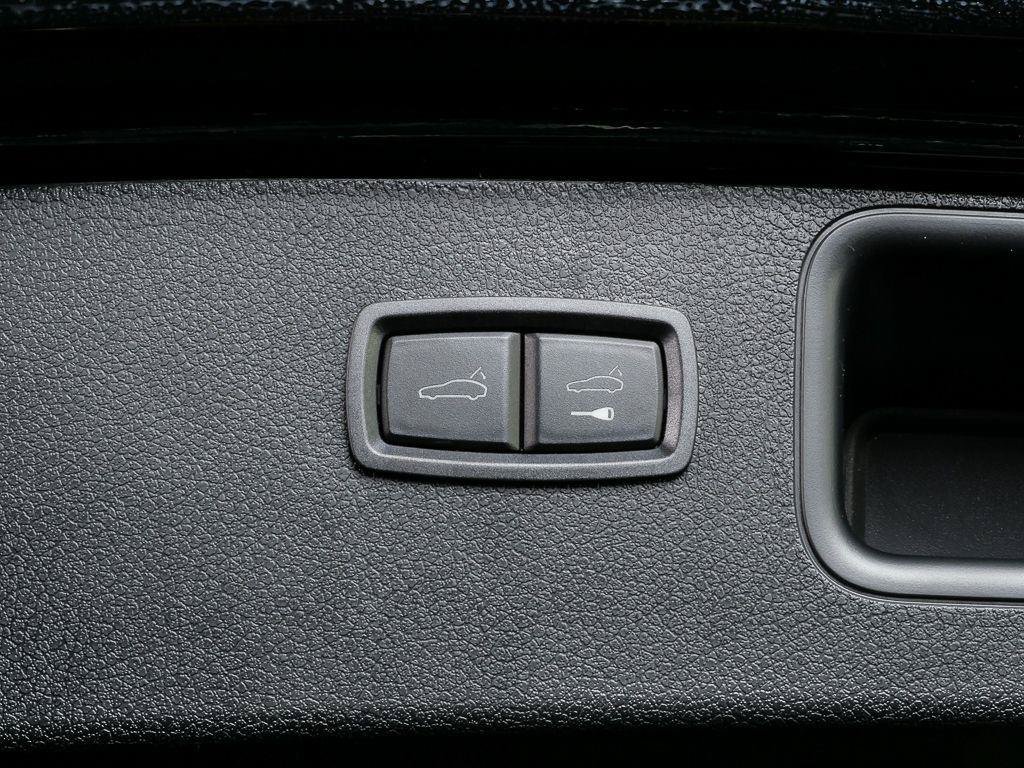 New 2026 Porsche Macan S AWD/4WD image 33