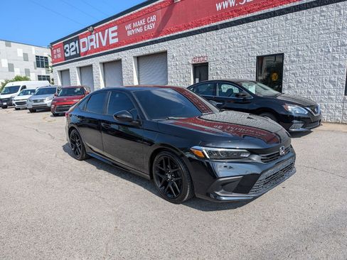 Used 2022 Honda Civic Sport image 4