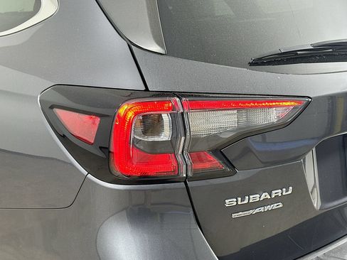 Used 2022 Subaru Outback Touring XT w/ Popular Package #2 AWD/4WD image 12