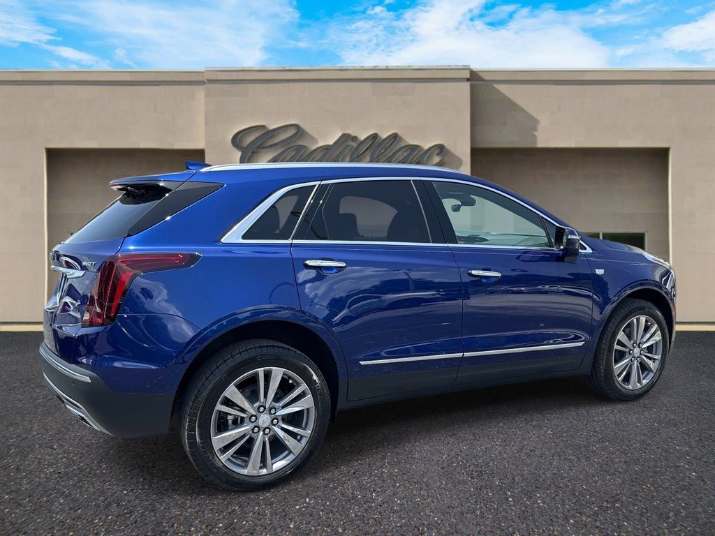 New 2026 Cadillac XT5 Premium Luxury w/ Driver Assist Package AWD/4WD image 3
