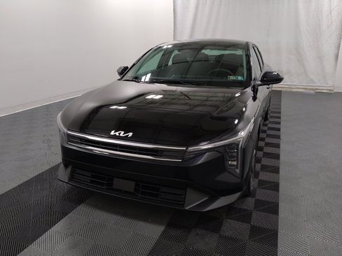 Used 2025 Kia K4 FWD image 15