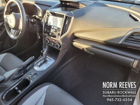 Used 2023 Subaru Crosstrek 2.0i Premium image 23