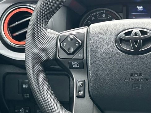 Used 2023 Toyota Tacoma TRD Sport w/ Technology Package AWD/4WD image 15