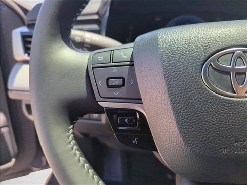 New 2026 Toyota Camry SE FWD image 17