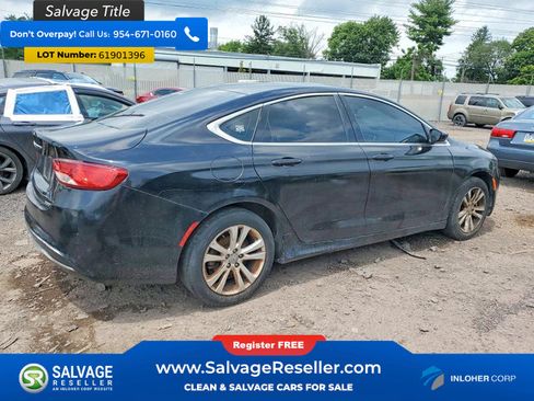 Used 2015 Chrysler 200 Limited FWD image 4