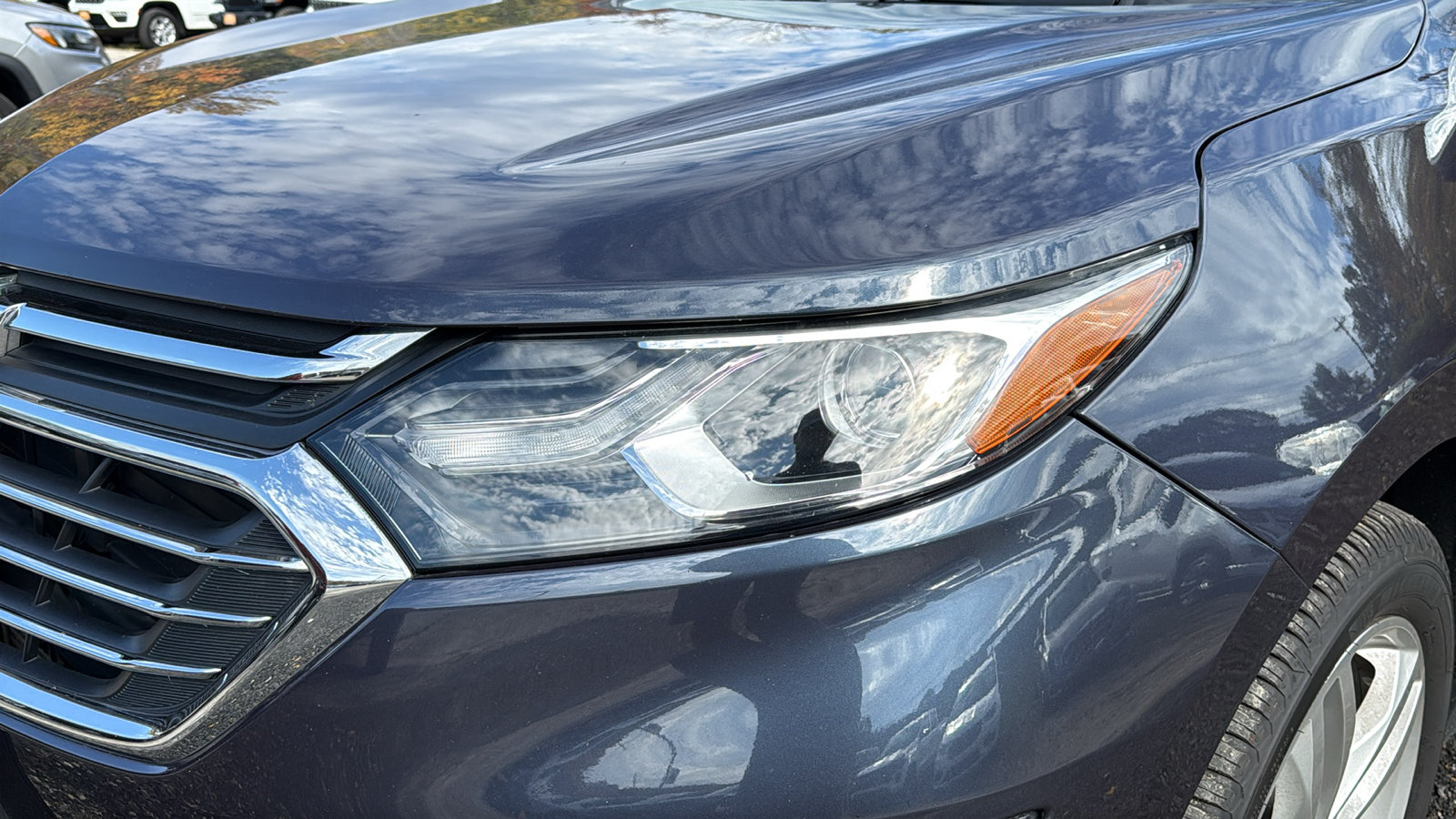 Used 2019 Chevrolet Equinox Premier AWD/4WD image 9