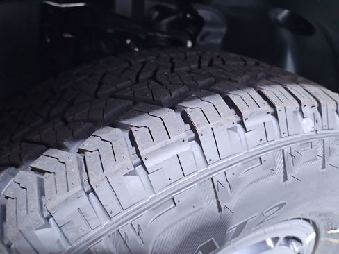 New 2026 Nissan Frontier PRO-4X w/ Pro Premium Package image 29