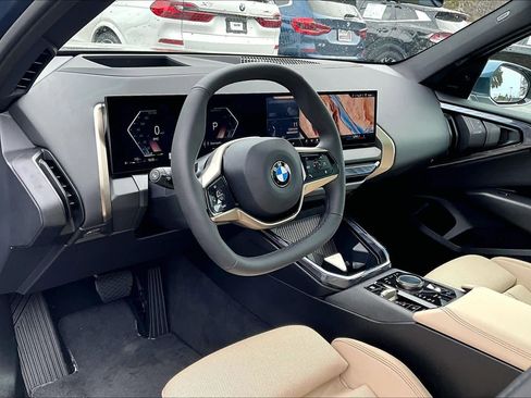 Certified 2025 BMW X3 xDrive30i w/ Premium Package image 18